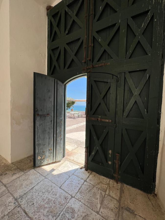 Villa In Gargano - Villa Basso Monte SantʼAngelo Extérieur photo