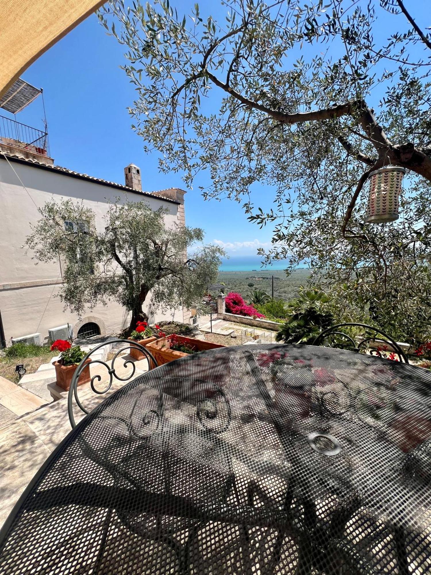 Villa In Gargano - Villa Basso Monte SantʼAngelo Extérieur photo