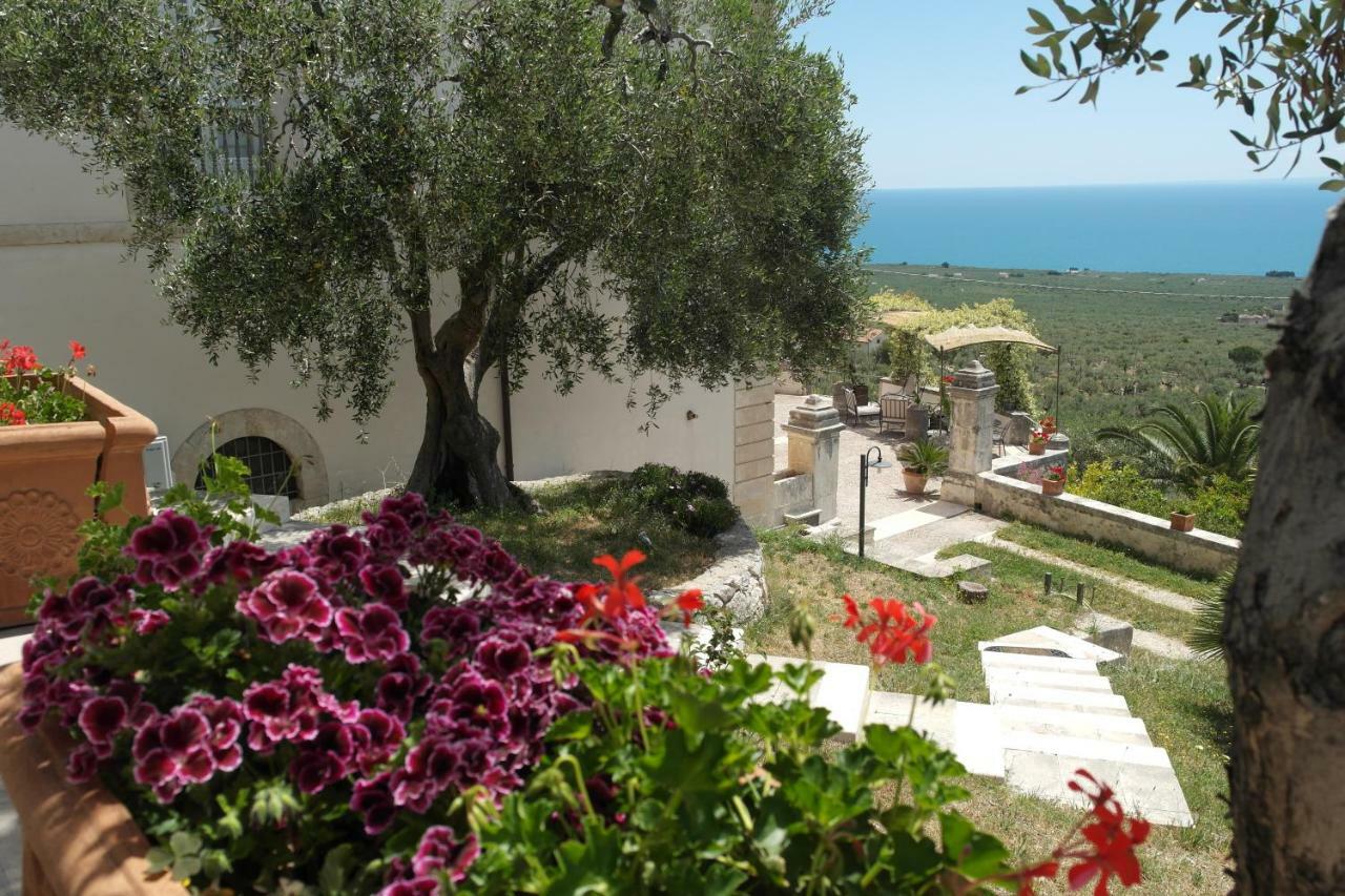Villa In Gargano - Villa Basso Monte SantʼAngelo Extérieur photo
